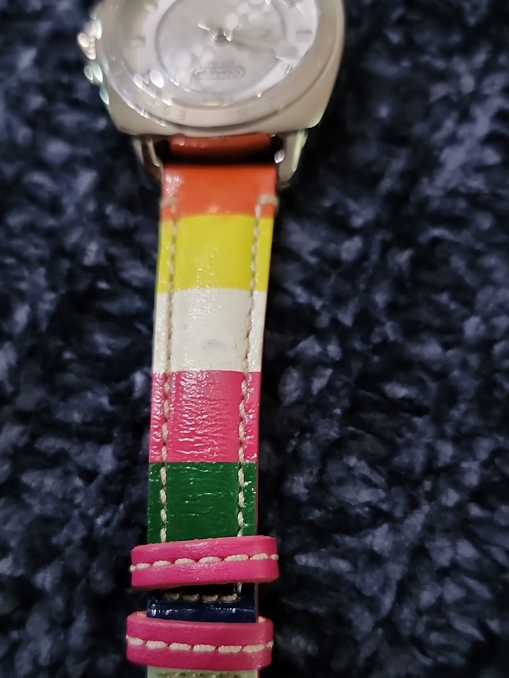 COACH Legacy Rainbow Leather Strap Watch -est.  26mm/15mm Strap W/box - Picture 6 of 10